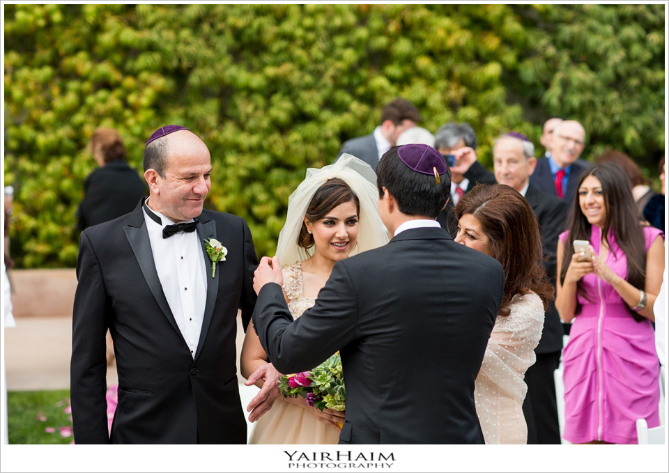 Los-Angeles-hyatt-regency-century-plaza-wedding-photos-24