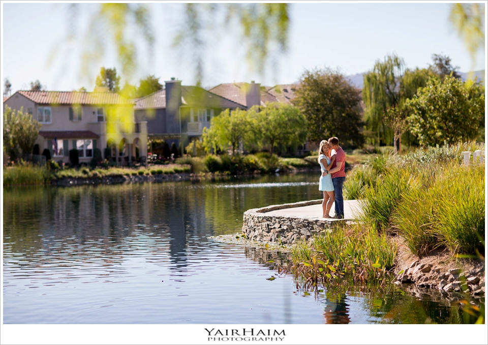 Valencia-Bridgeport-engagement-photos-6