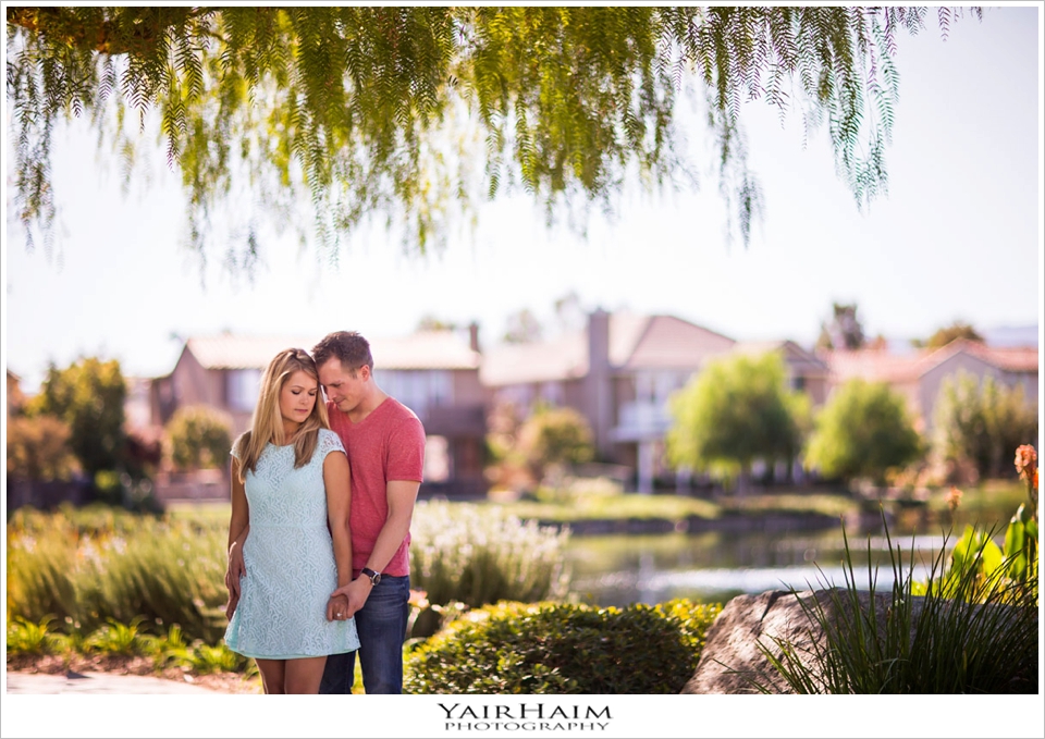 Valencia-Bridgeport-engagement-photos-7